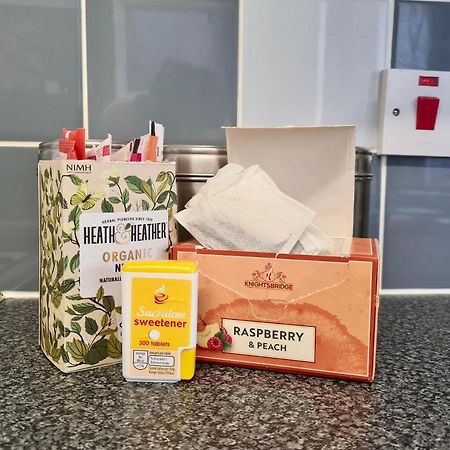 Watford & Bushey Stays Eksteriør bilde